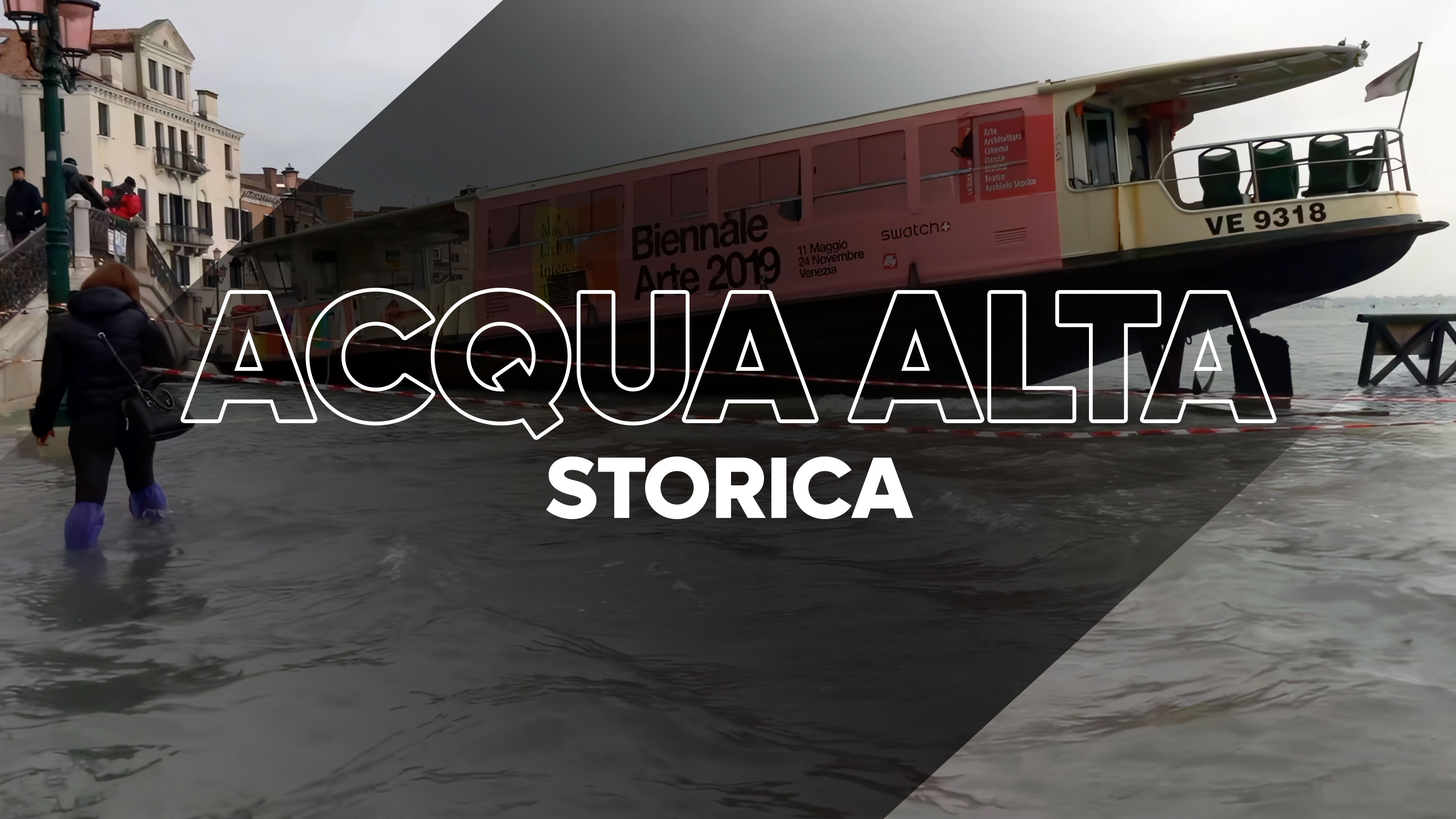 Acqua alta storica a Venezia